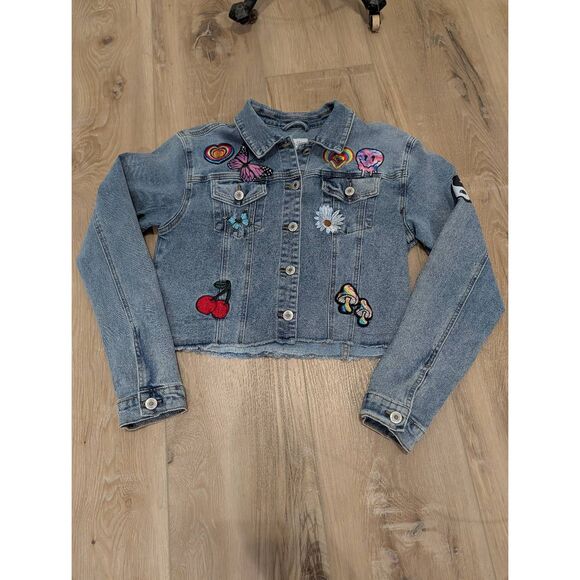 Rue 21 Cropped Denim Jean Jacket Embroidered Patches Size Large Stretch - Picture 9 of 15